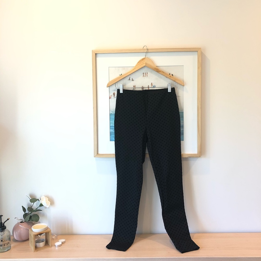 Black polka dot pattern velvet leggings pants